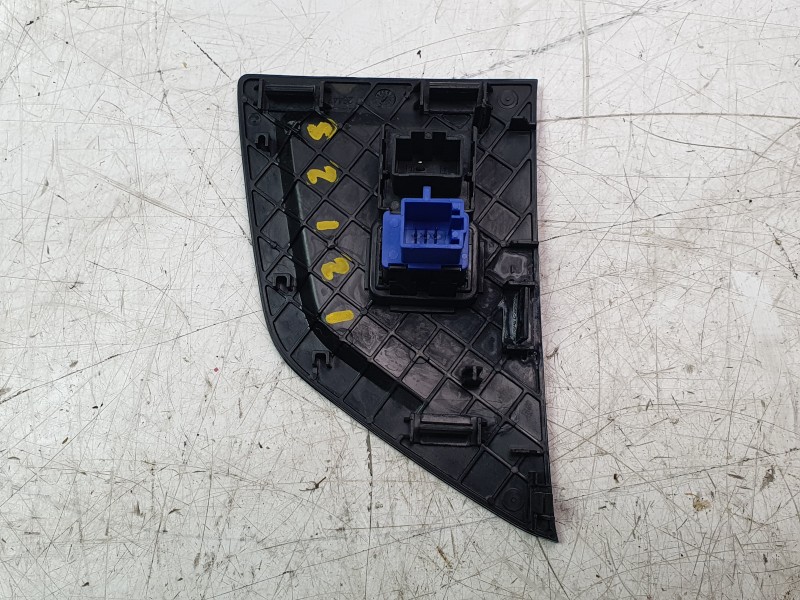 Recambio de warning para volkswagen polo vi (aw1, bz1, ae1) 1.0 tsi referencia OEM IAM 2G0953509  