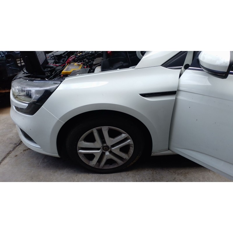 Recambio de aleta delantera izquierda para renault megane iv hatchback (b9a/m/n_) 1.5 blue dci 115 (b9a6) referencia OEM IAM   