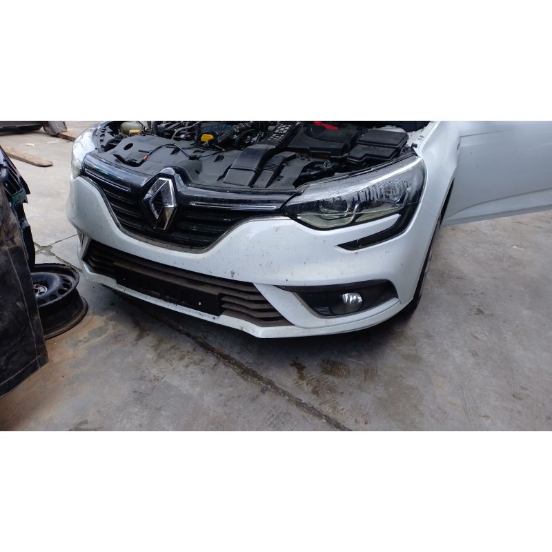 Recambio de refuerzo paragolpes delantero para renault megane iv hatchback (b9a/m/n_) 1.5 blue dci 115 (b9a6) referencia OEM IAM