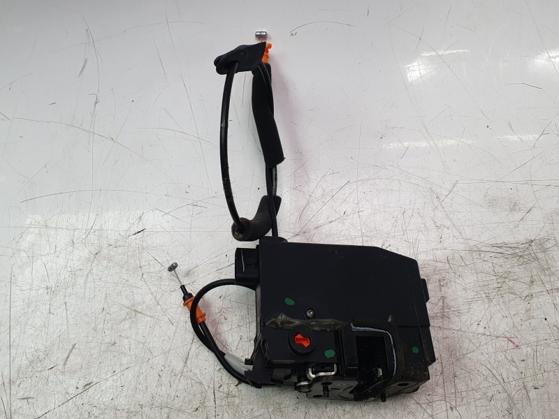 Recambio de cerradura puerta trasera derecha para citroën c4 picasso ii 1.6 bluehdi 120 referencia OEM IAM 9826133680  