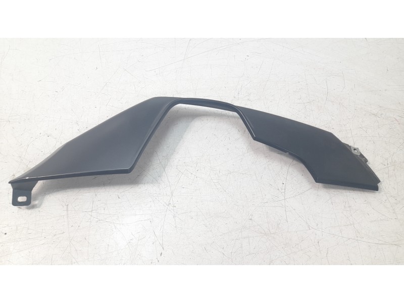 Recambio de moldura para bmw f ( - 800cc) f 700 gs (k70) referencia OEM IAM 46637704414  