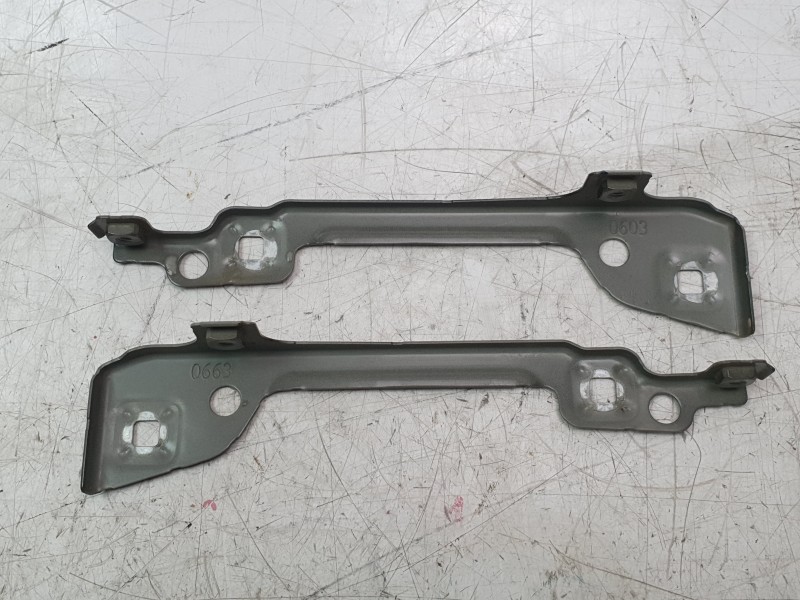 Recambio de guardabarros para mini mini (f56) cooper se / electric referencia OEM IAM 729724406 729724306 