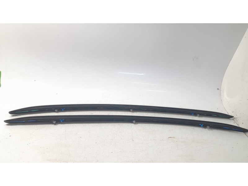 Recambio de barras techo para ford focus iv (hn) 1.0 ecoboost mhev active referencia OEM IAM 2410728  