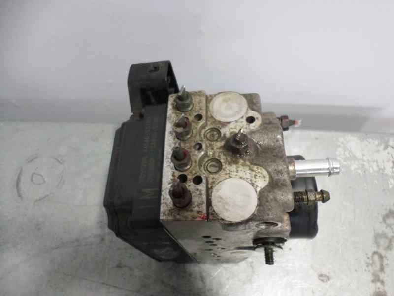 Recambio de abs para lexus is200 (gxe10) 2.0 referencia OEM IAM 02F025738  