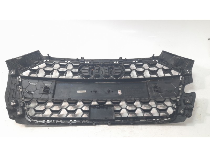 Recambio de rejilla delantera para audi a1 sportback (gba) 30 tfsi referencia OEM IAM 82A858653  