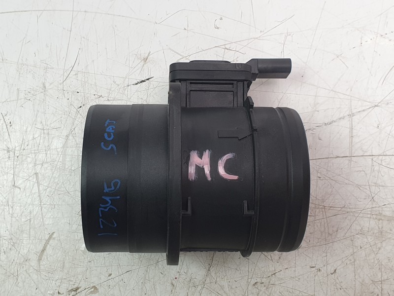 Recambio de caudalimetro para seat leon sportstourer (kl8, kld) 2.0 tdi referencia OEM IAM 05L906461B  