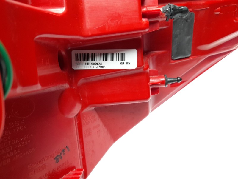 Recambio de piloto trasero izquierdo para ssangyong korando (c300) 1.5 referencia OEM IAM 8360134100  