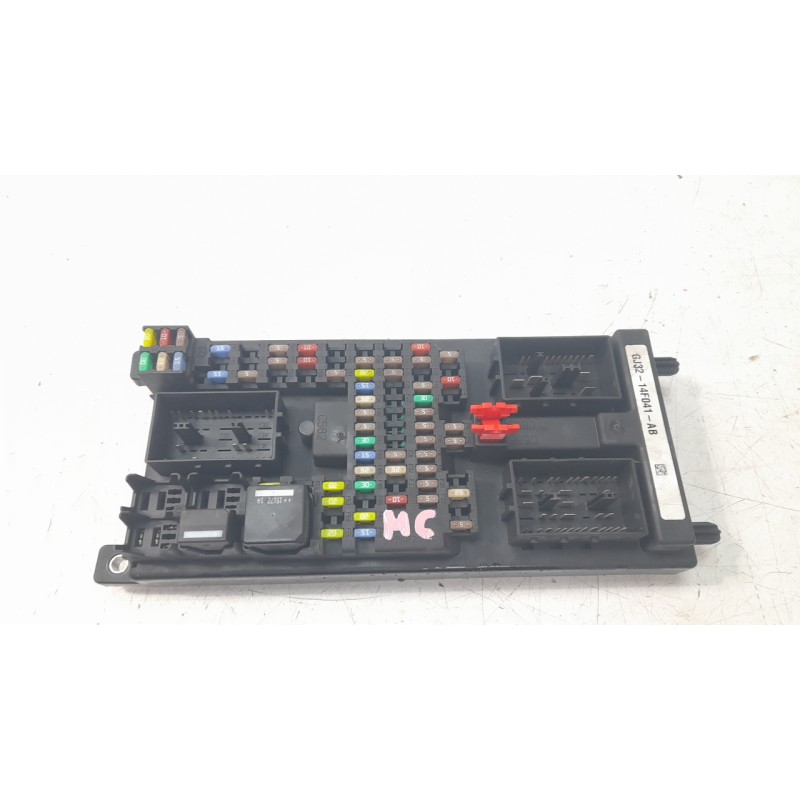 Recambio de caja reles / fusibles para land rover range rover evoque (l538) 2.0 d 4x4 referencia OEM IAM GJ3214F041AB  