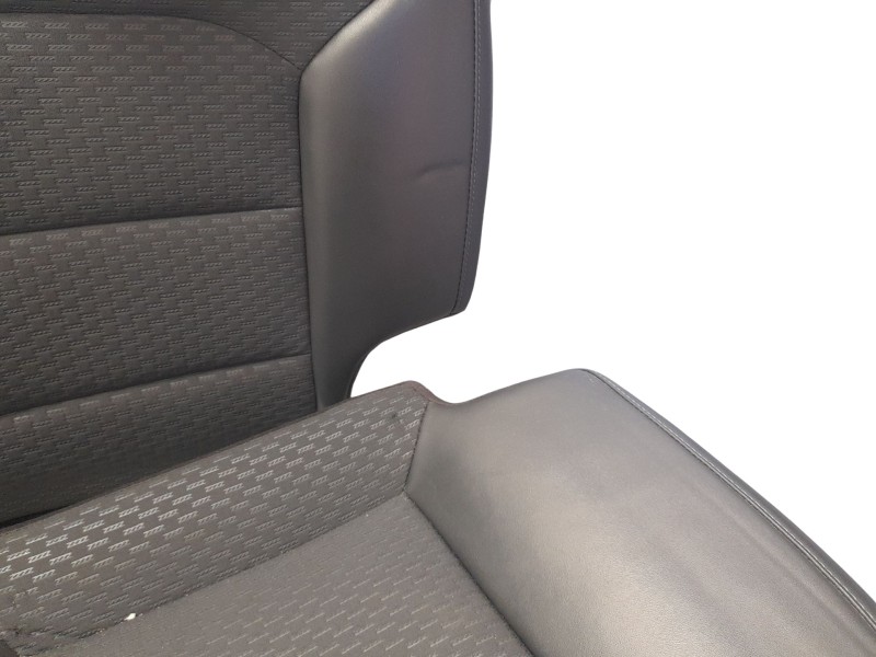 Recambio de juego asientos completo para ssangyong korando (c300) 1.5 referencia OEM IAM 1703601CDR  