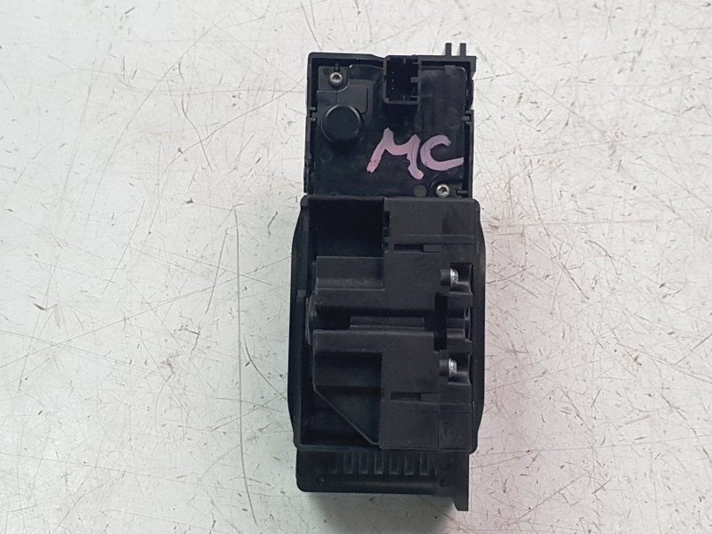 Recambio de palanca cambio para seat leon sportstourer (kl8, kld) 2.0 tdi referencia OEM IAM 5FA713059B  