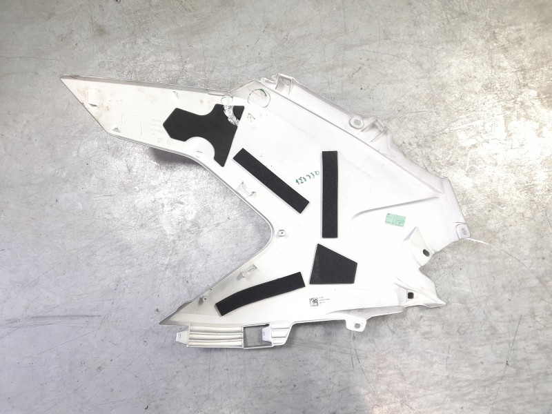 Recambio de carenado delantero derecho para ktm super adventure 1290 super adventure s referencia OEM IAM 61908051020  