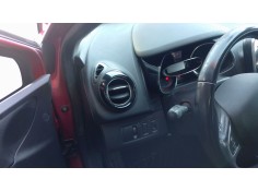 Recambio de aireador derecho para renault clio iv grandtour (kh_) 0.9 tce 90 referencia OEM IAM 687608143R   2