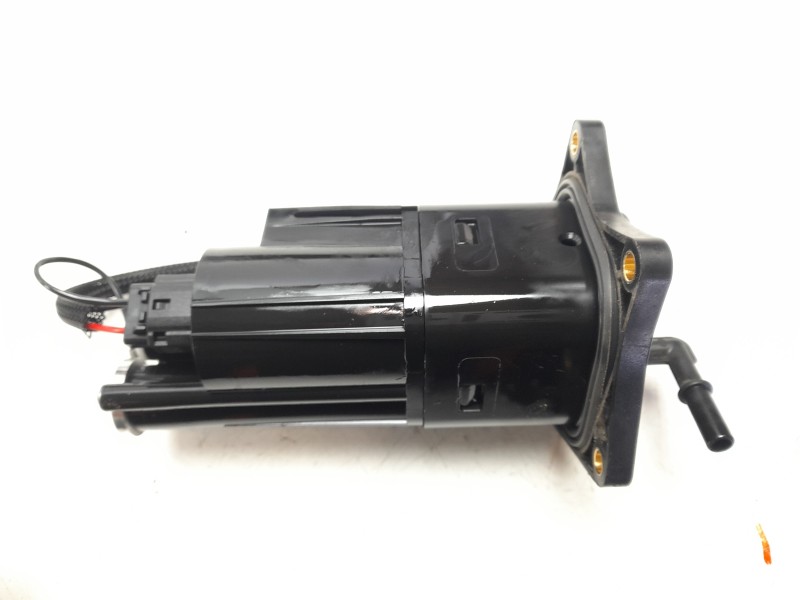 Recambio de bomba combustible para ktm super adventure 1290 super adventure s referencia OEM IAM 64107086100  