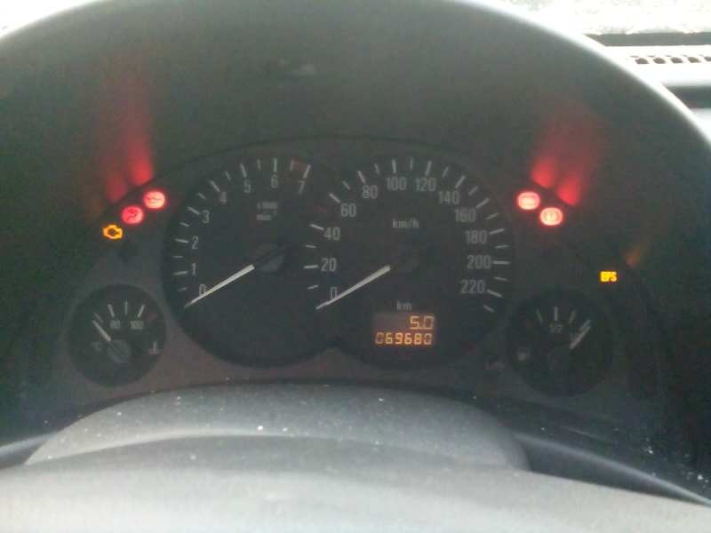 opel corsa c del año 2002