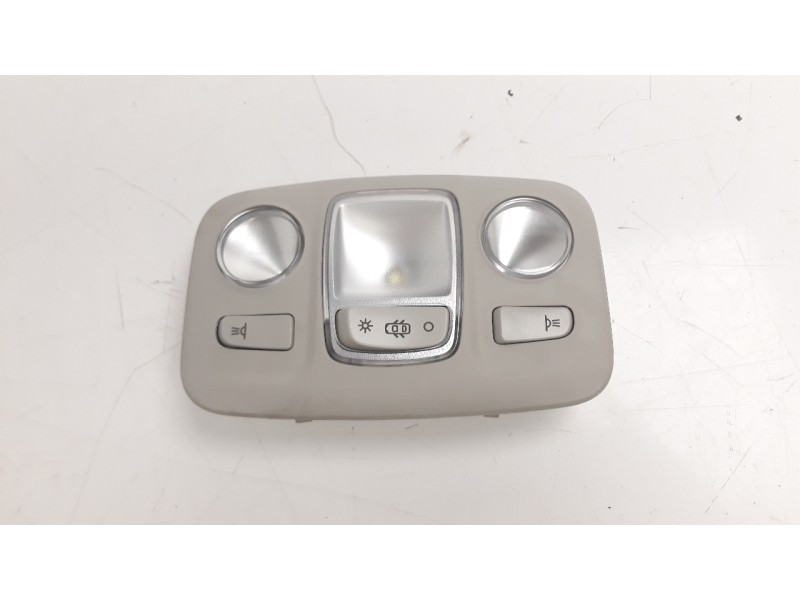 Recambio de luz interior para citroen c4 cactus shine referencia OEM IAM 96781444BJ  