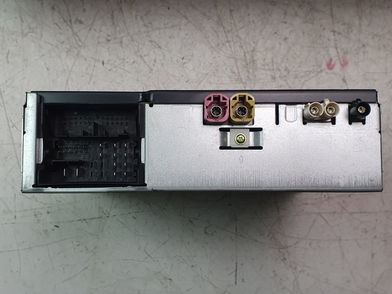 Recambio de sistema audio / radio cd para seat leon sportstourer (kl8, kld) 2.0 tdi referencia OEM IAM 5FA035862M  