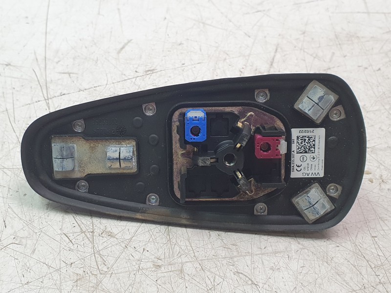 Recambio de antena para seat leon sportstourer (kl8, kld) 2.0 tdi referencia OEM IAM 5WA035507A  