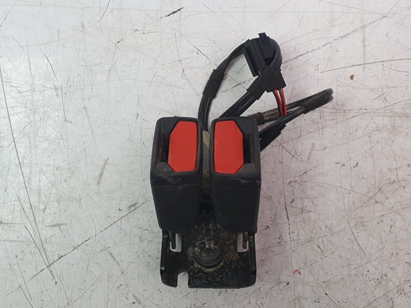 Recambio de enganche cinturon trasero central para ford focus iv (hn) 1.0 ecoboost mhev active referencia OEM IAM JX7BA613K21ADW