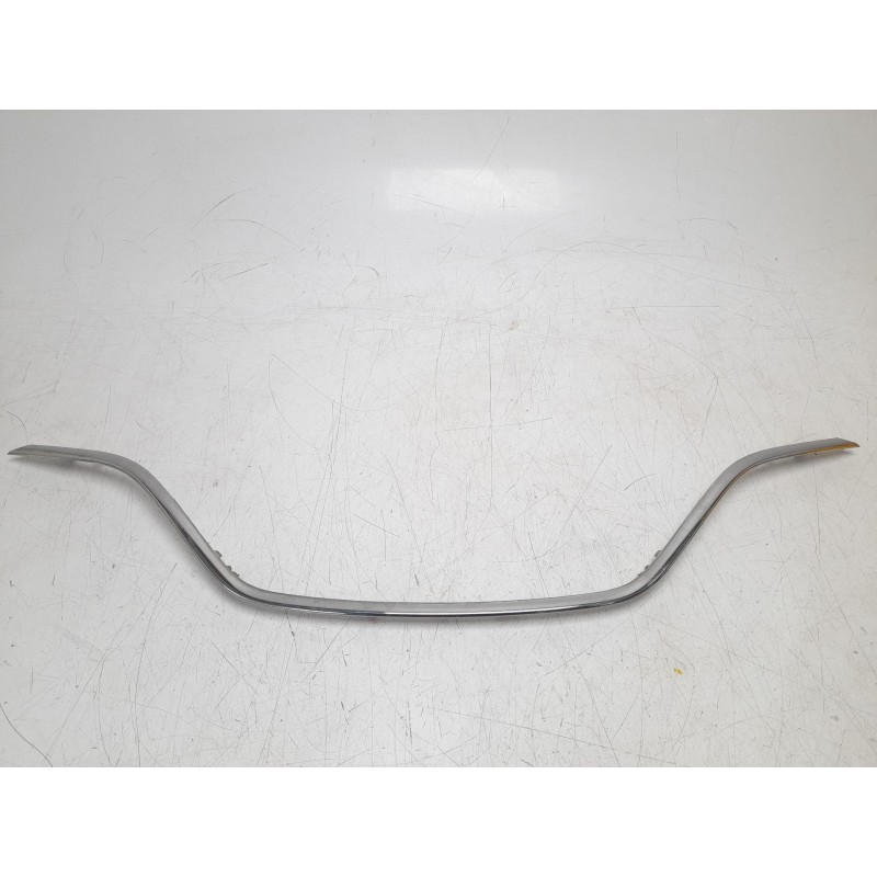 Recambio de molduras delanteras para renault megane iv hatchback (b9a/m/n_) 1.5 dci 110 (b9a3) referencia OEM IAM 623851211R 107