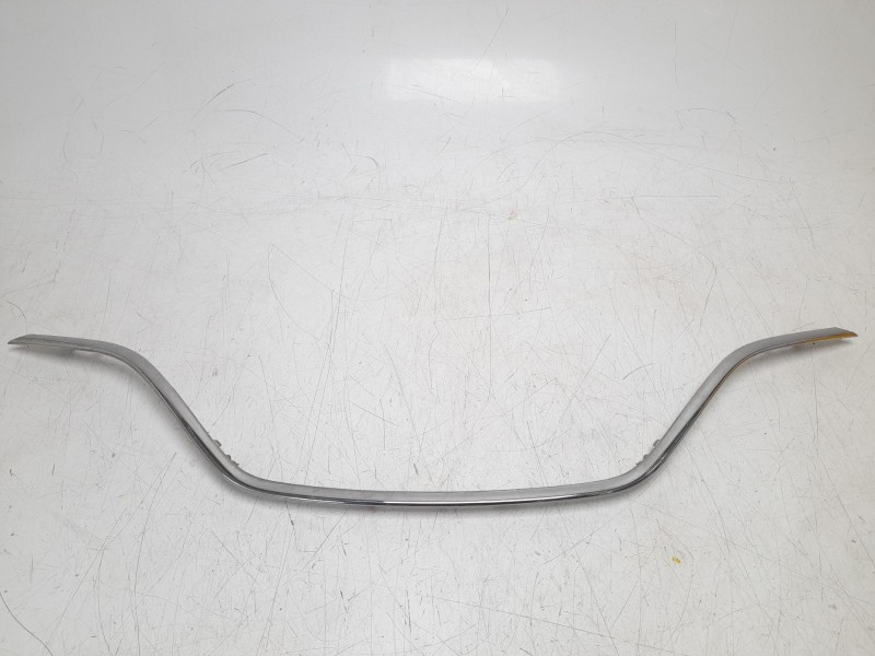 Recambio de molduras delanteras para renault megane iv hatchback (b9a/m/n_) 1.5 dci 110 (b9a3) referencia OEM IAM 623851211R 107