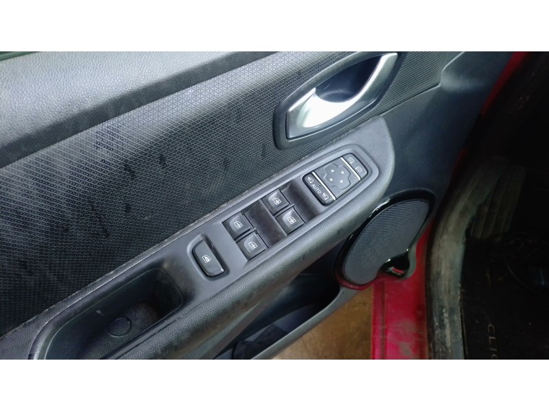 Recambio de mando elevalunas delantero izquierdo para renault clio iv grandtour (kh_) 0.9 tce 90 referencia OEM IAM   