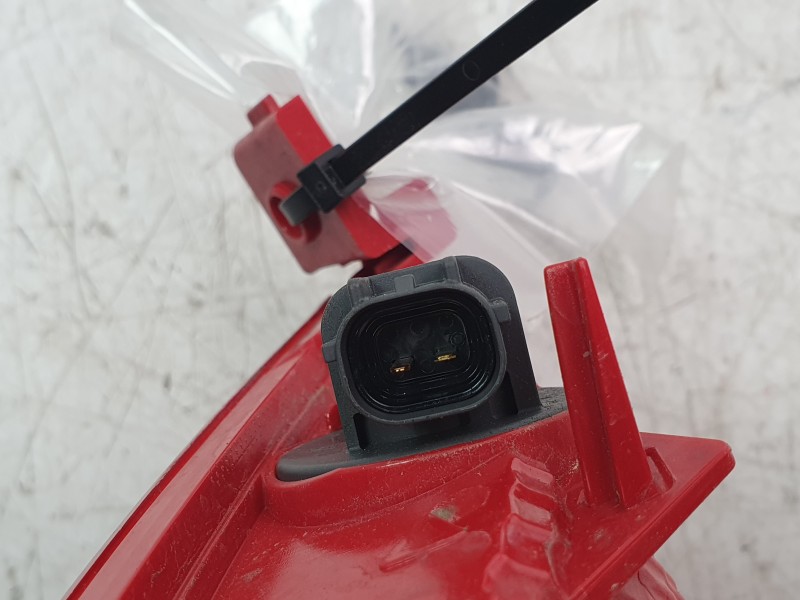 Recambio de faro antiniebla trasero derecho para hyundai i30 (pde, pd, pden) 2.0 n referencia OEM IAM 92406G47  