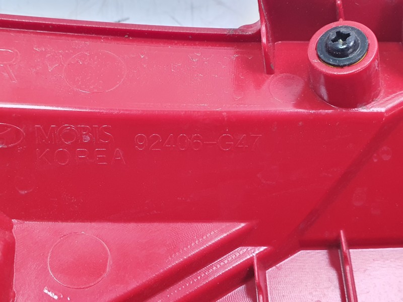 Recambio de faro antiniebla trasero derecho para hyundai i30 (pde, pd, pden) 2.0 n referencia OEM IAM 92406G47  