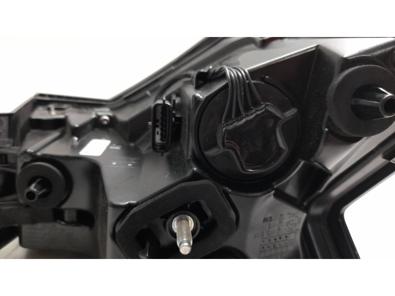 Recambio de piloto trasero derecho para renault rafale rafale referencia OEM IAM 265501851R  