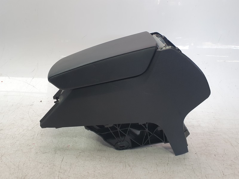 Recambio de apoyabrazos central para seat leon sportstourer (kl8, kld) 2.0 tdi referencia OEM IAM 5FA864207C 5FA858329 