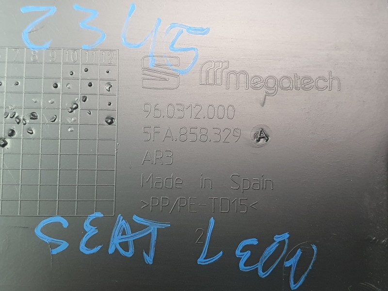 Recambio de apoyabrazos central para seat leon sportstourer (kl8, kld) 2.0 tdi referencia OEM IAM 5FA864207C 5FA858329 