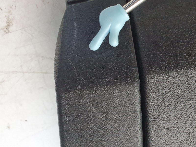 Recambio de guantera para seat leon sportstourer (kl8, kld) 2.0 tdi referencia OEM IAM 5FB857095J  