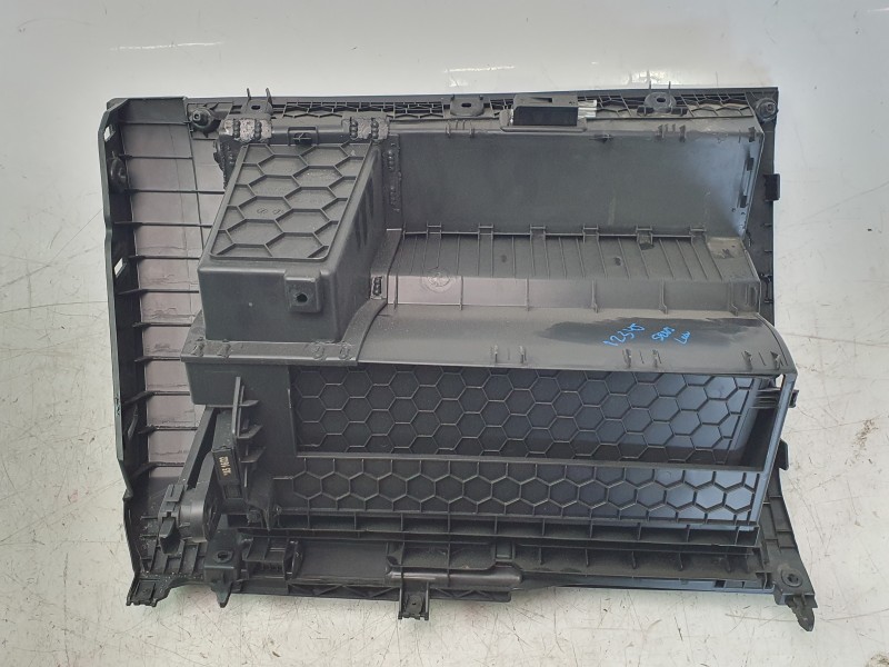 Recambio de guantera para seat leon sportstourer (kl8, kld) 2.0 tdi referencia OEM IAM 5FB857095J  