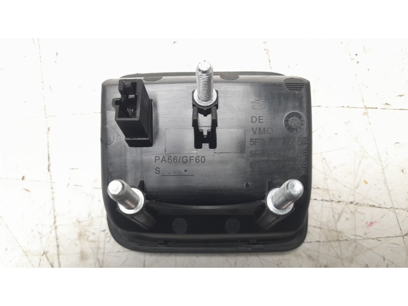 Recambio de maneta exterior porton para seat leon sportstourer (kl8, kld) 2.0 tdi referencia OEM IAM 5FA827565  