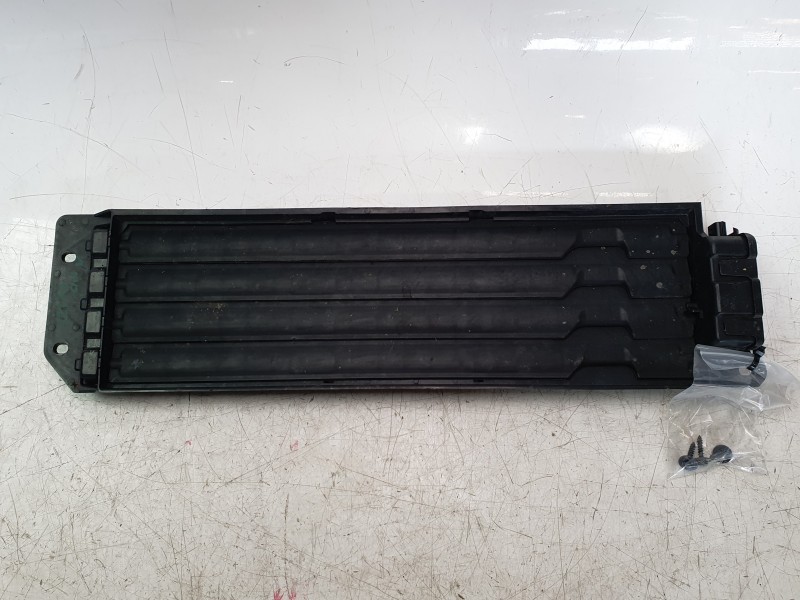 Recambio de canalizador de aire para renault clio v referencia OEM IAM 214F68290R  