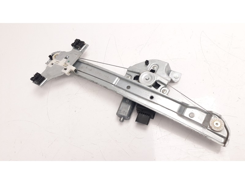 Recambio de elevalunas delantero derecho para citroen c3 feel referencia OEM IAM 9812081580  