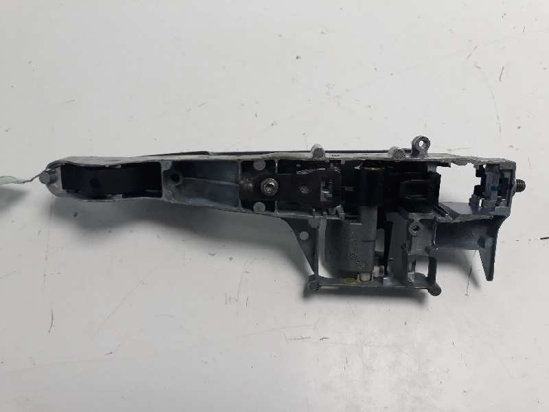 Recambio de maneta exterior delantera izquierda para peugeot 208 active referencia OEM IAM   