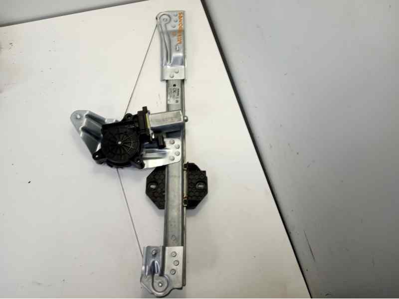 Recambio de elevalunas delantero derecho para dacia sandero stepway referencia OEM IAM 807209299R  