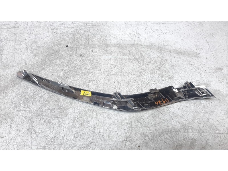 Recambio de moldura bajo faro izquierdo para renault captur ii techno referencia OEM IAM 620752010R  