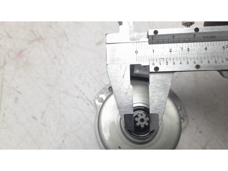 Recambio de motor electrico actuador para ford focus iv (hn) 1.0 ecoboost mhev active referencia OEM IAM 328H06578R  