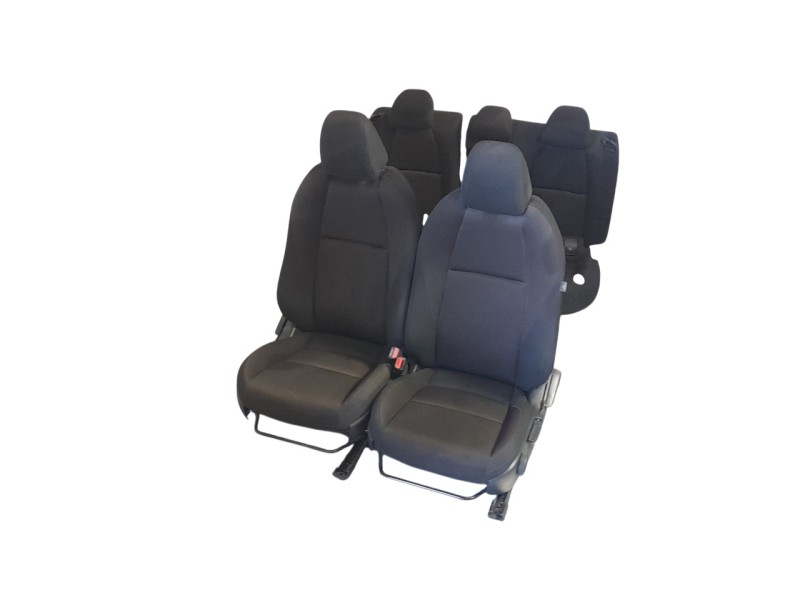 Recambio de juego asientos completo para mazda 3 sedán (bp) evolution referencia OEM IAM BDGF8818102  