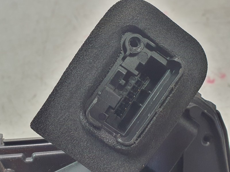 Recambio de cerradura puerta delantera derecha para seat leon sportstourer (kl8, kld) 2.0 tdi referencia OEM IAM 5TB837016E  