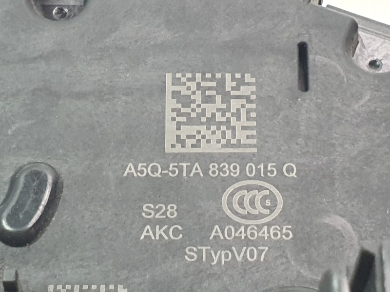 Recambio de cerradura puerta trasera izquierda para seat leon sportstourer (kl8, kld) 2.0 tdi referencia OEM IAM 5TA839015Q  