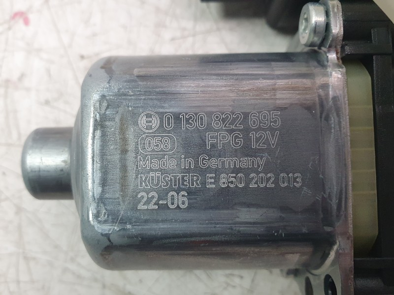 Recambio de elevalunas trasero izquierdo para seat leon sportstourer (kl8, kld) 2.0 tdi referencia OEM IAM 5FA839461A 0130822695