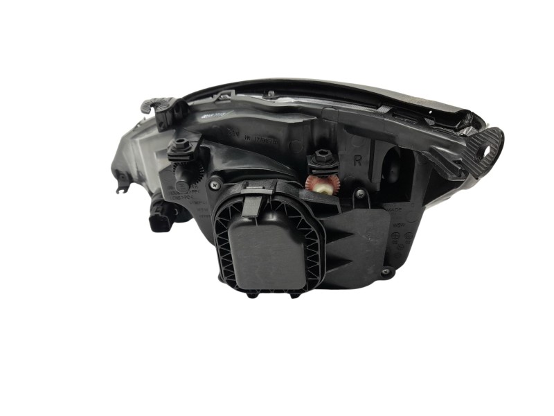 Recambio de faro derecho para ford focus berlina (cak) referencia OEM IAM 1084890 10110261001 10110261001 , FD4204803 , 11316502