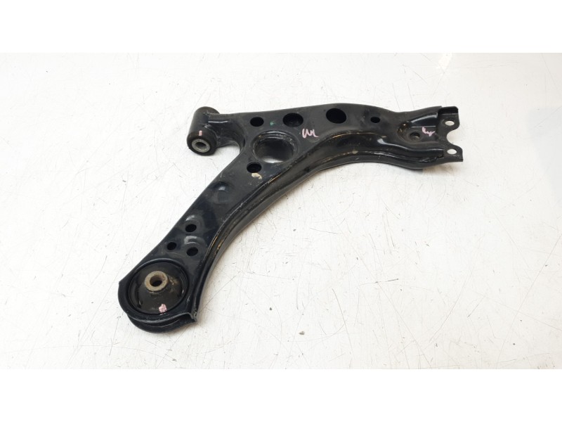 Recambio de brazo suspension inferior delantero derecho para toyota corolla (e21) hybrid active referencia OEM IAM 4806802410  