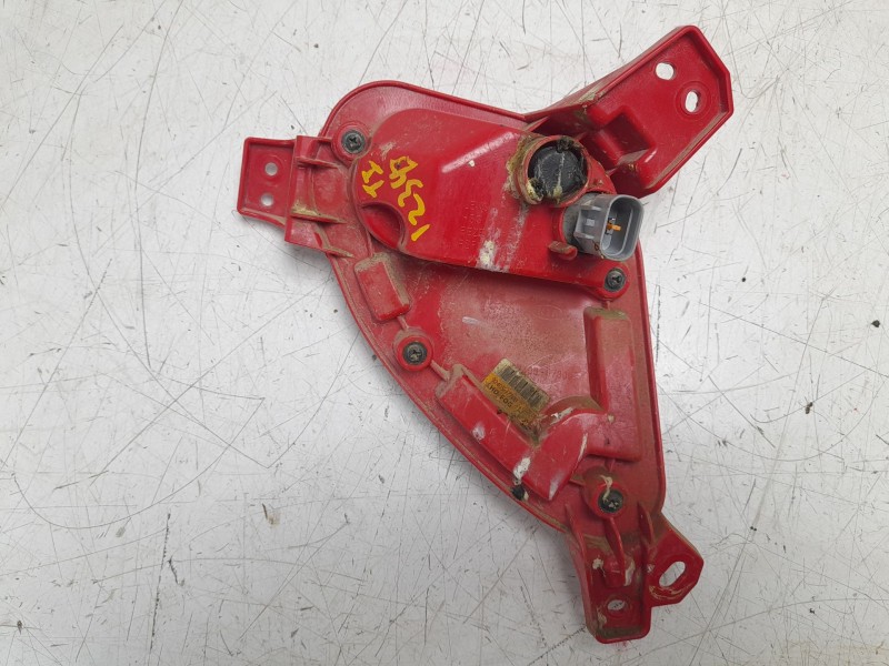 Recambio de piloto trasero izquierdo paragolpes para kia xceed (cd) 1.0 t-gdi referencia OEM IAM 92405J7300  