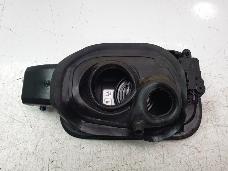 Recambio de tapa exterior combustible para seat leon sportstourer (kl8, kld) 2.0 tdi referencia OEM IAM 5FE809905G  
