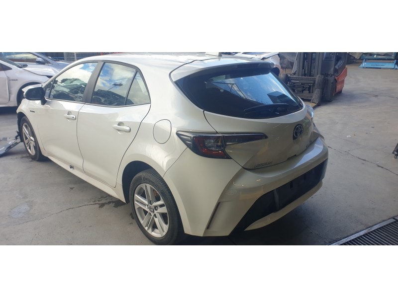 toyota corolla (e21) del año 2020