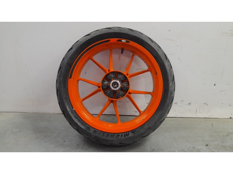 Recambio de llanta para ktm 125 duke 125 duke referencia OEM IAM 93010001044EB  