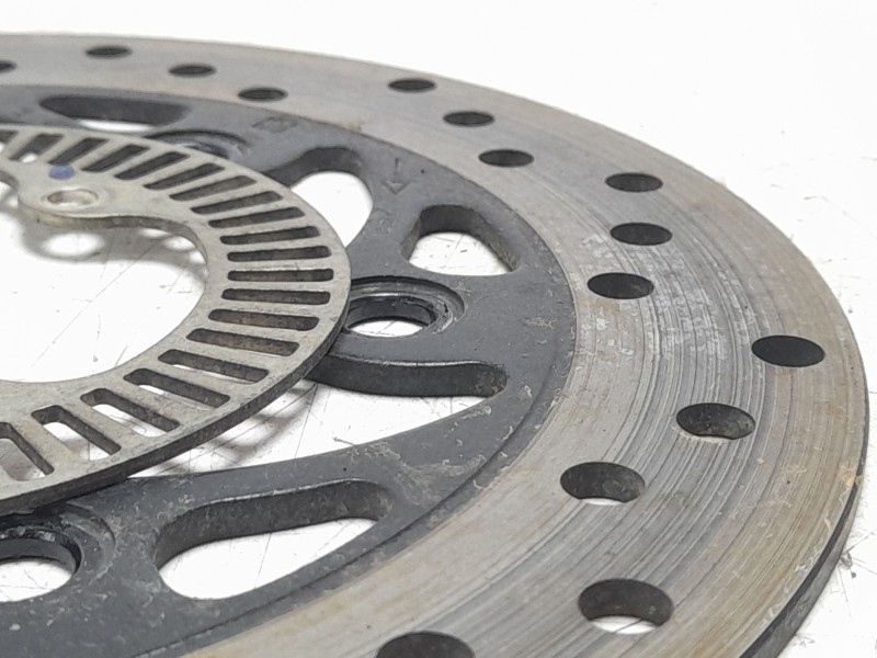 Recambio de disco de freno trasero para ktm 125 duke 125 duke referencia OEM IAM 9011006000  